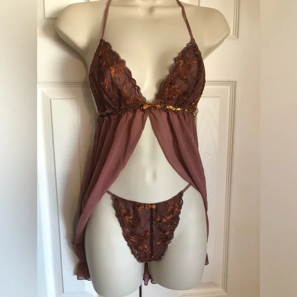 Victorias’s Secret Lingerie Top Medium And Lace G String Thong Maroon Baby Doll - Picture 1 of 13